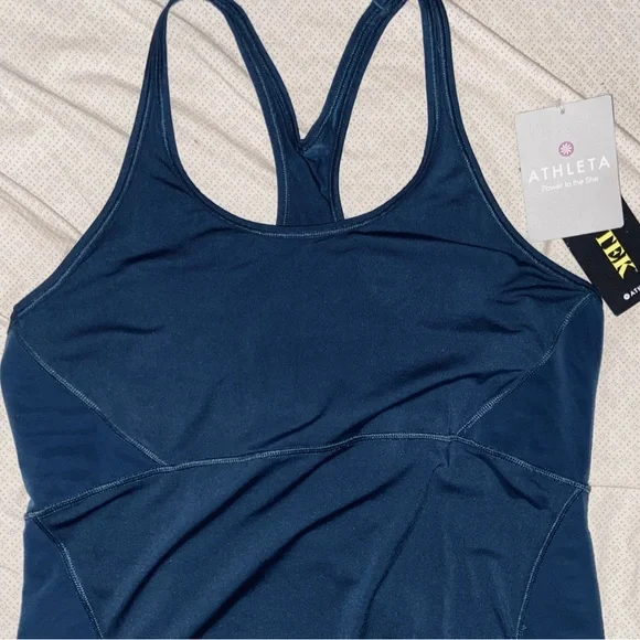 Athleta Stealth Large tank top - Picture 7 of 7
